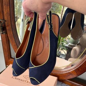 L’Amour Des Pineda Elegant Navy Suede Slingback Wedge Sandals